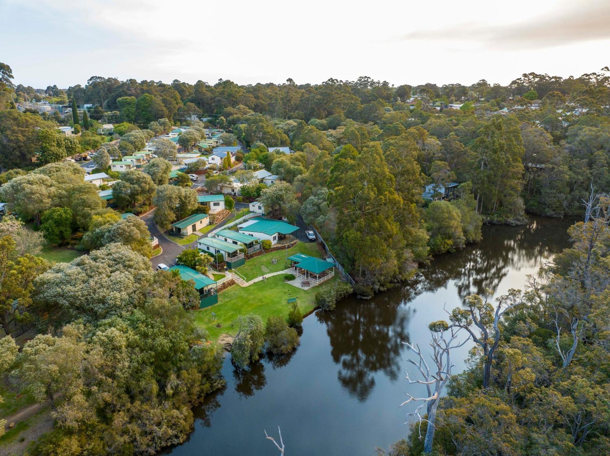 Riverview Tourist Park Margaret River ภายนอก รูปภาพ